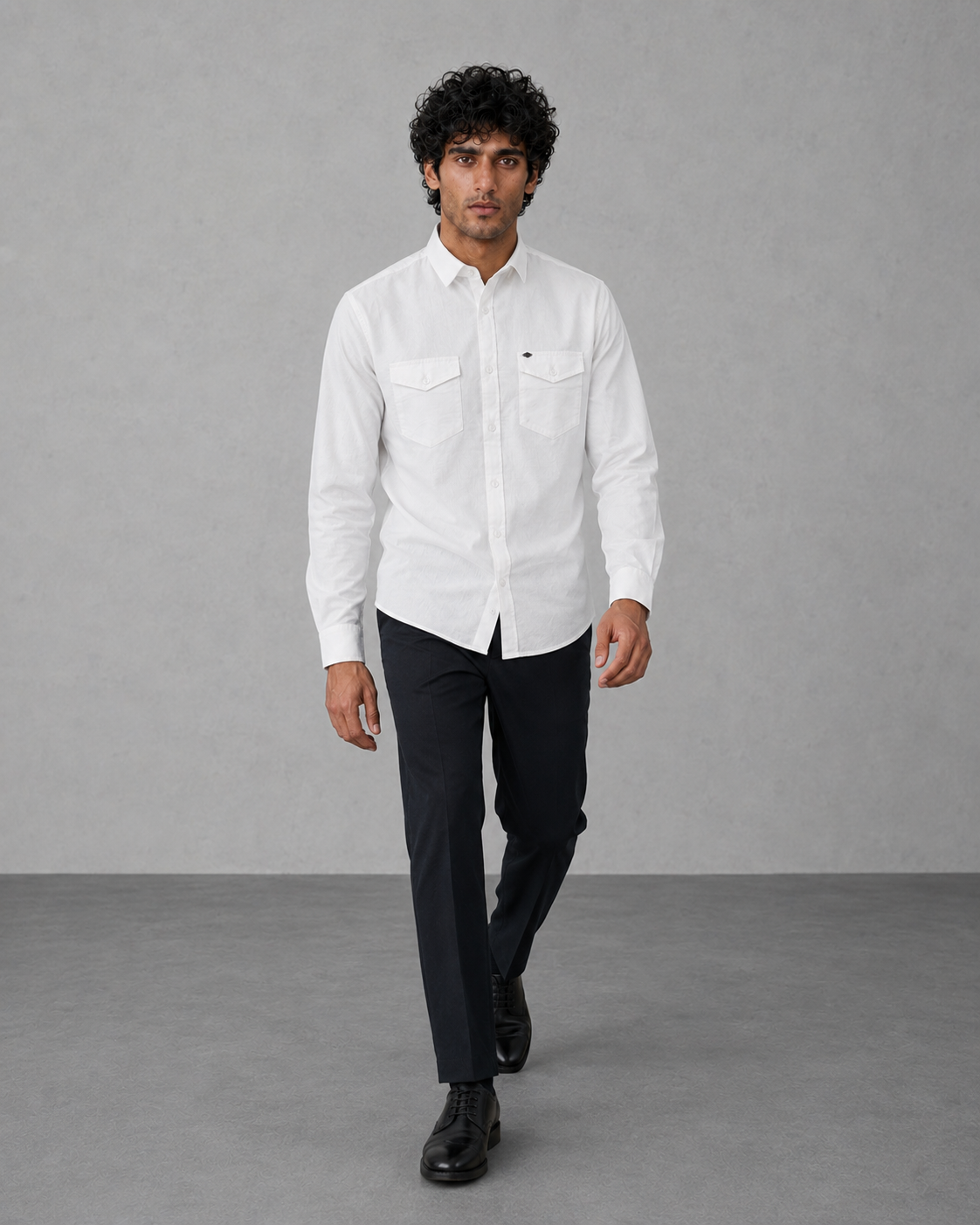 White Cotton Dual Pockets Linen Shirt