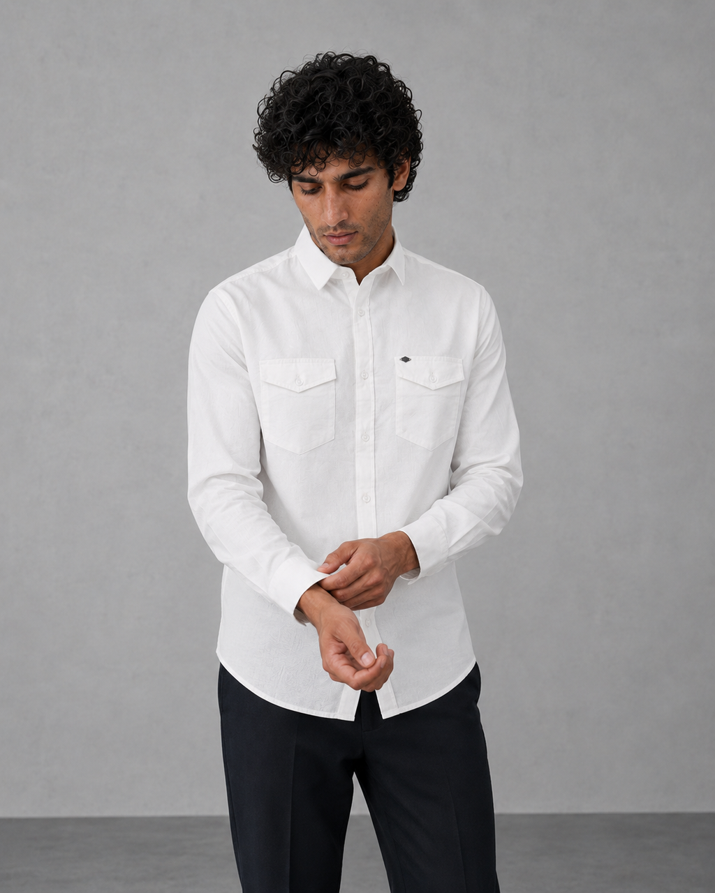 White Cotton Dual Pockets Linen Shirt