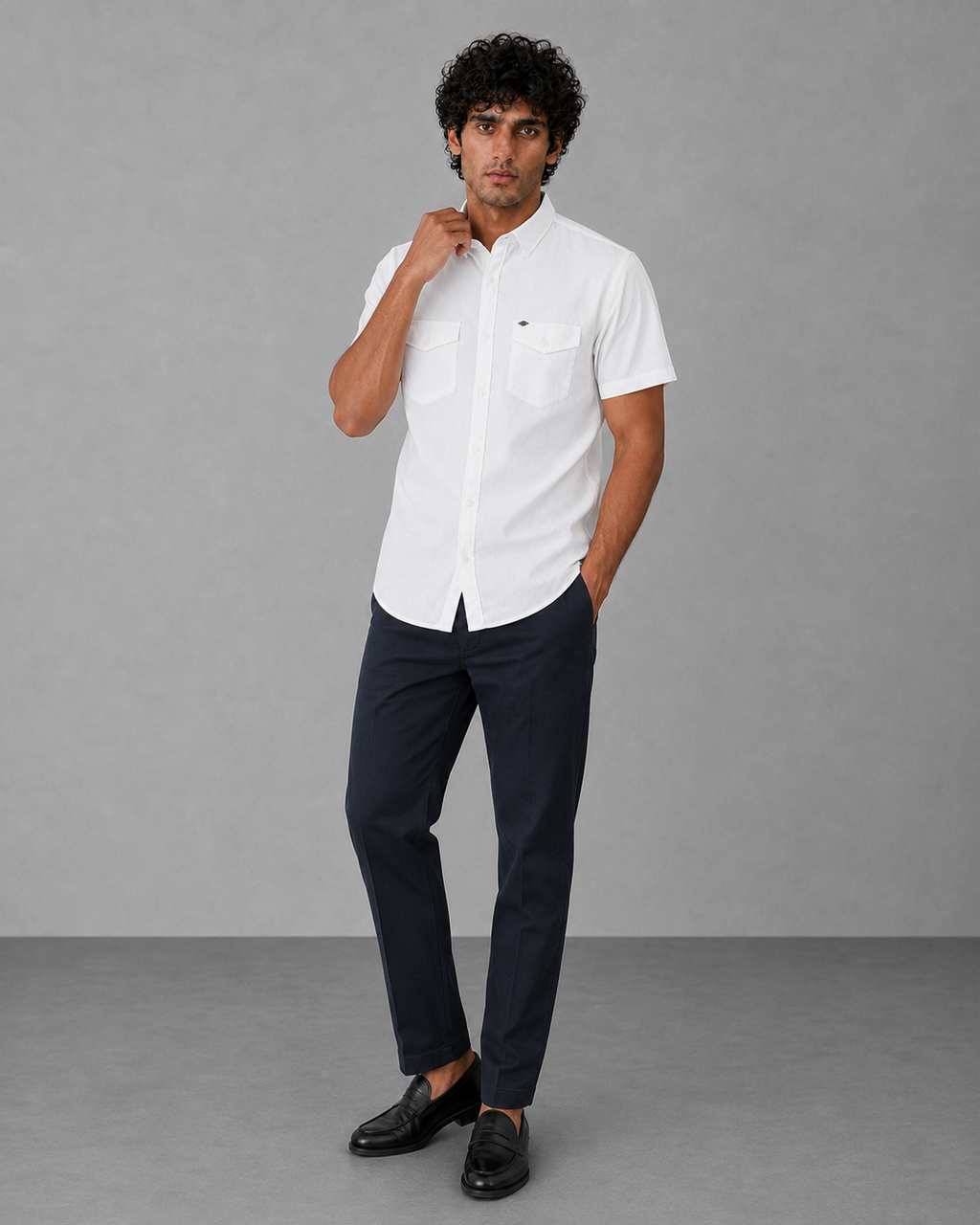 White Cotton Linen Double-Pocket Shirt – Half Sleeve