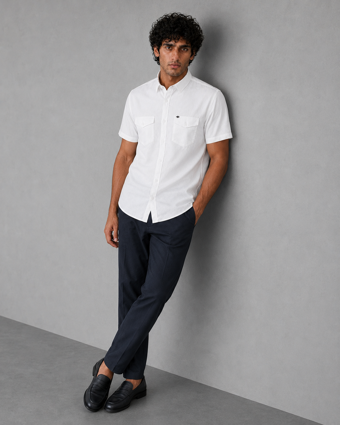 White Cotton Linen Double-Pocket Shirt – Half Sleeve